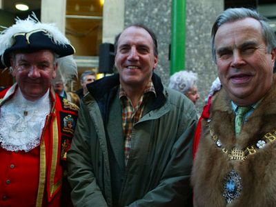 Town crier Peter Moore, Simon Hughes MP and the Lo