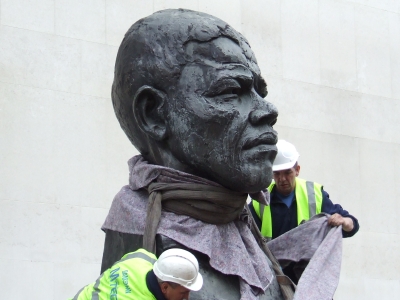 Nelson Mandela sculpture returns to South Bank