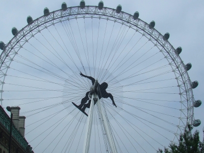 Silver Surfer at the London Eye