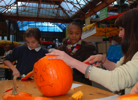 Pumpkin carving in Borough Market