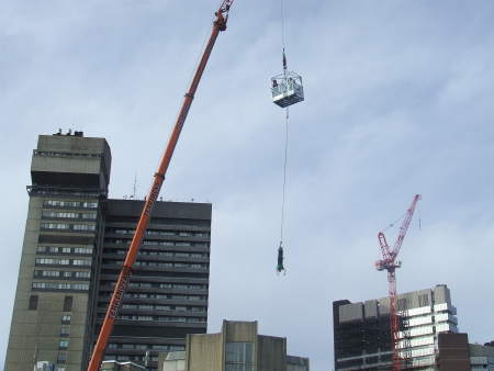 Bungee jumping in St Thomas' Street