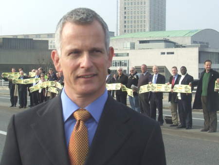 Brian Paddick with Lib Dem activists on Waterloo B