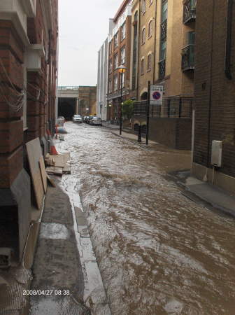 Shand Street in full flow at 9.38am on Sunday morn