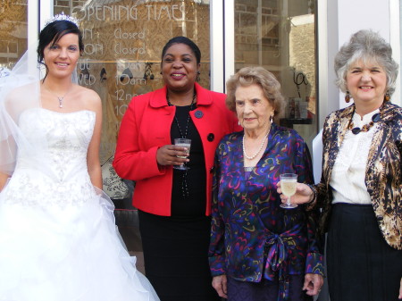 Wedding Wardrobe opens in Kennington Road