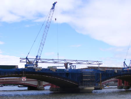 First section of Blackfriars Station roof lifted into place