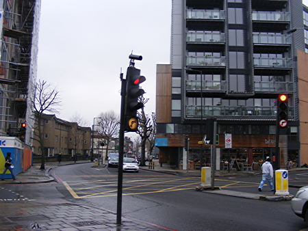 Tower Bridge Road junction could get a pedestrian crossing after all, says Boris