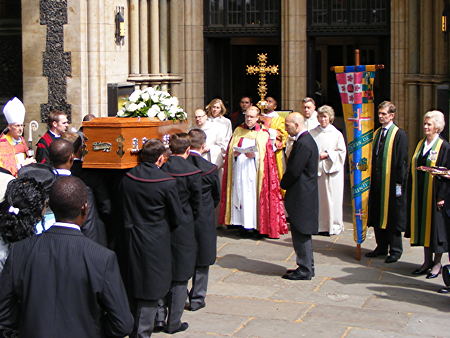 Cathedral packed for funeral of Mayor of Southwark Tayo Situ