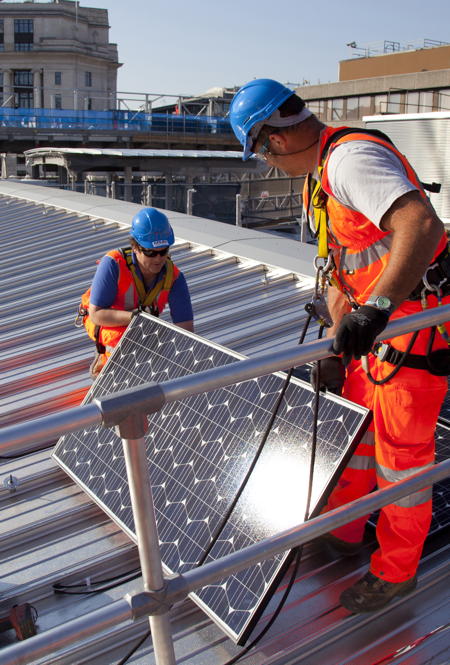 Work starts on installation of 4,400 solar panels at Blackfriars Station