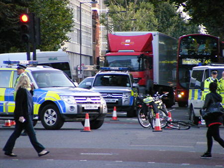 Cyclist injured in Blackfriars Road scooter collision