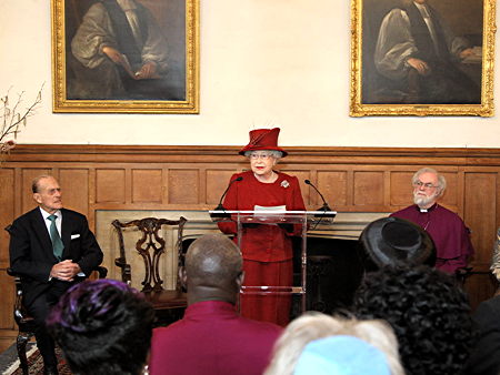 Queen visits Lambeth Palace for Diamond Jubilee reception