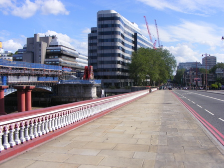 Blackfriars Bridge eastern pavement reopens after three years