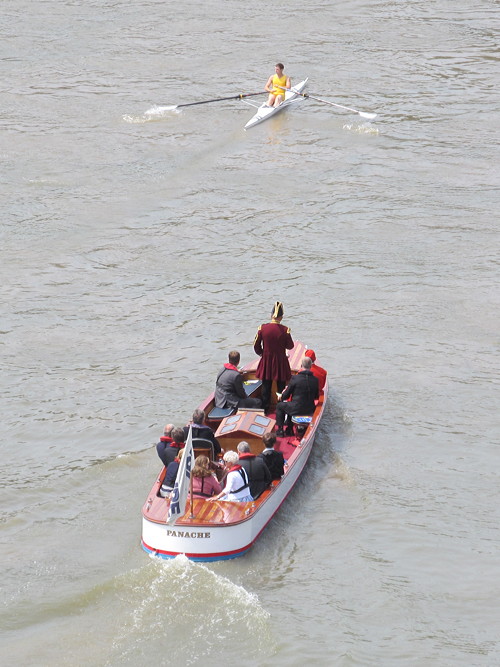 Princess takes to the Thames to watch Doggett’s Coat & Badge Race