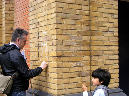 Beating the bounds of Southwark Cathedral’s parish