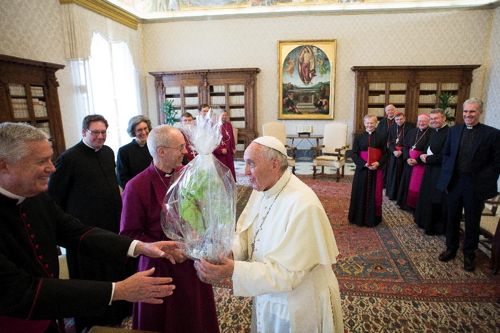 Cutting from Lambeth Palace fig tree presented to Pope Francis