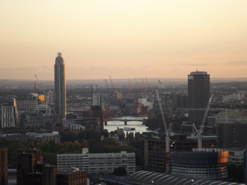 Topping out ceremony at South Bank Tower