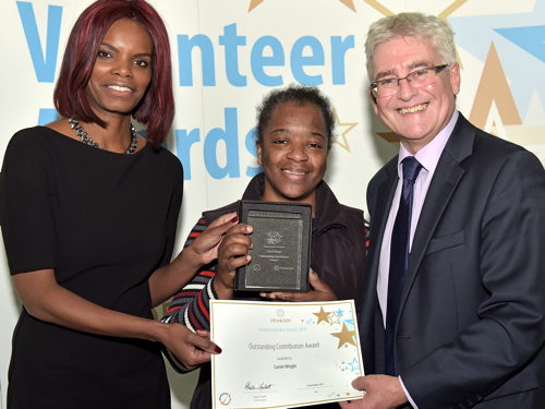 Carole Wright receives volunteering award from Peabody