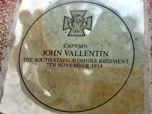 Lambeth-born John Vallentin VC honoured with paving stone