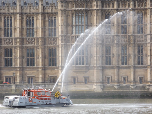 Thames flotilla celebrates Queen’s record-breaking reign