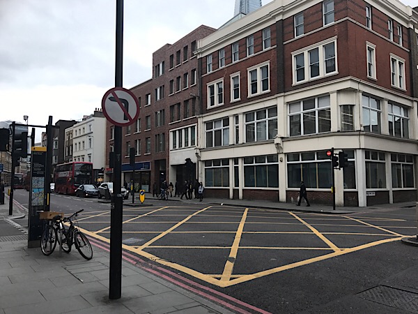TfL sets aside opposition to Borough High Street cycle crossing