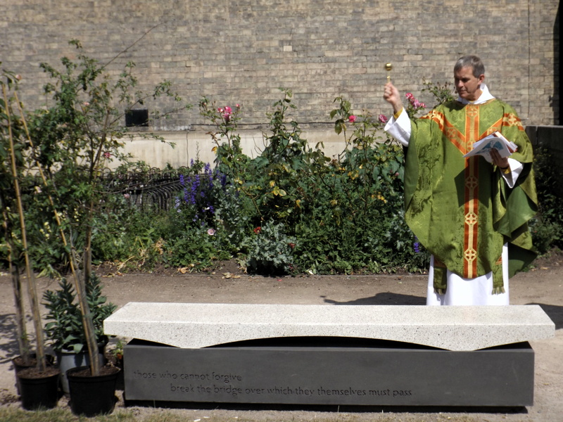 Waterloo Bridge bench unveiled as river crossing turns 200