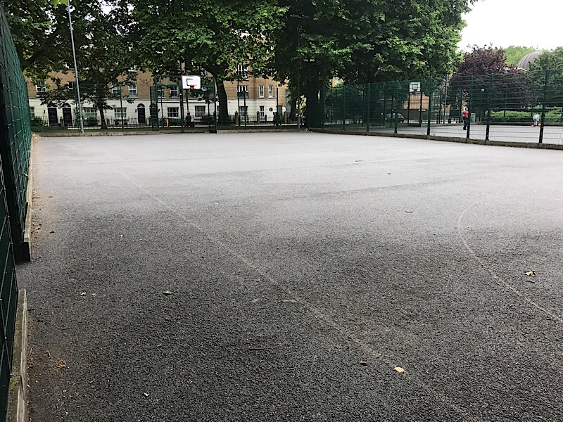 Newington Gardens: bike polo players launch sports court petition