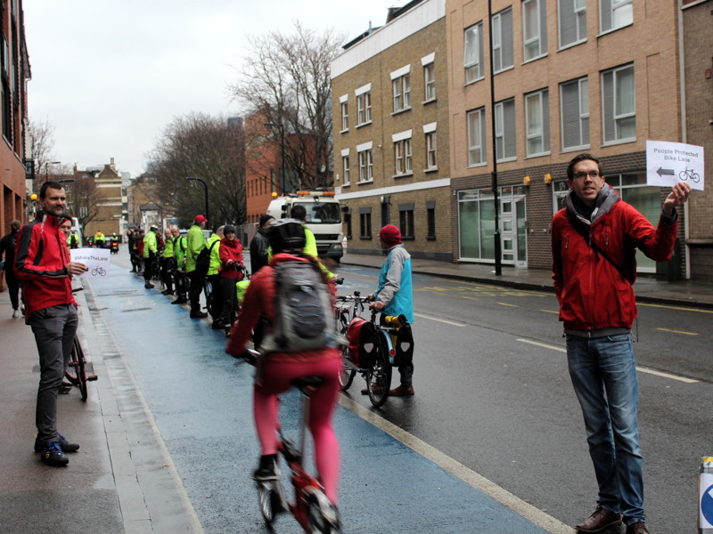 Segregated cycle lanes to be introduced on Southwark Bridge Road