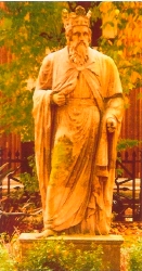 Statue of King Alfred in Trinity Church Square