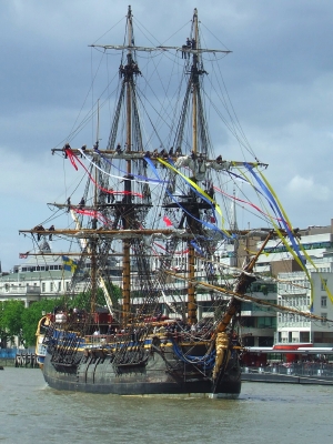 Streamers in the colours of the British and Swedis