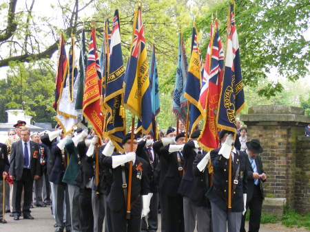 VE Day act of remembrance at Soviet War Memorial