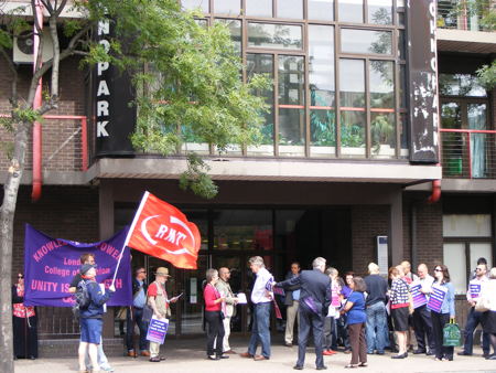 LSBU lecturers stage protest outside governors' meeting