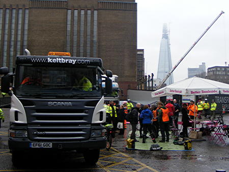Simon Hughes joins ‘Lorries for Savvy Cyclists’ event at Bankside