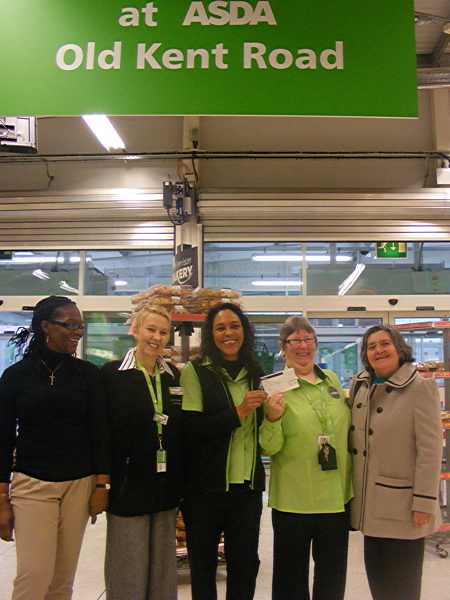 Asda Old Kent Road donates £500 to winter night shelter charity