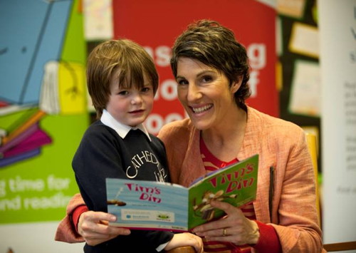 Tamsin Greig visits Cathedral School for Booktime 2012 launch