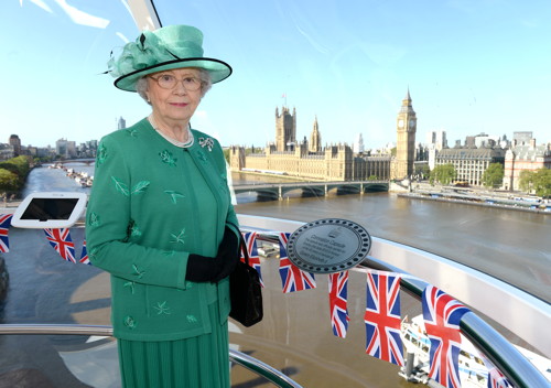 'Queen' unveils Coronation Capsule at London Eye