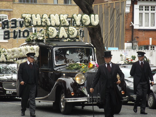 Hundreds turn out for funeral of Barry Albin-Dyer