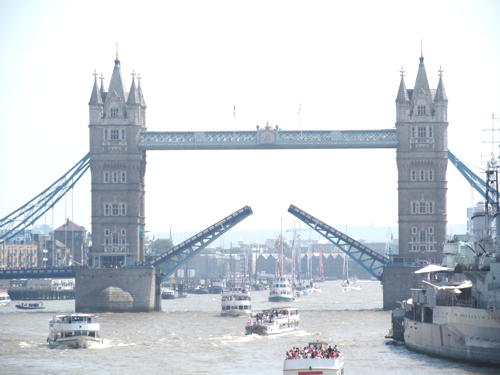 Passenger ferry could be provided during Tower Bridge closure