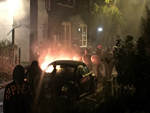 Riot in Lambeth as police block entry to Halloween rave