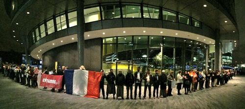 Interfaith vigil outside City Hall after Paris attacks