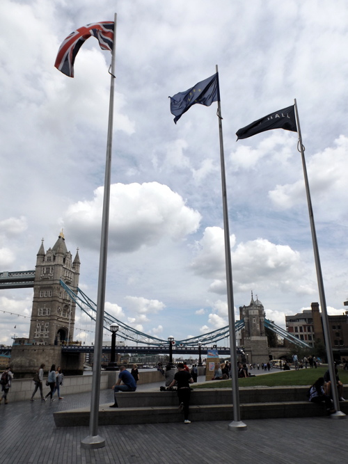 Sadiq Khan rejects call to remove EU flag from City Hall