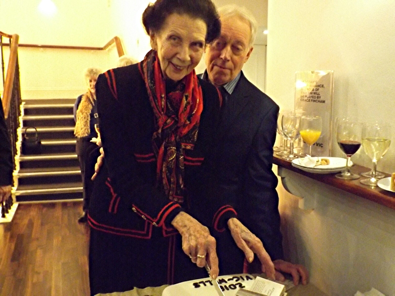 Dame Beryl Grey cuts The Old Vic’s Twelfth Night cake