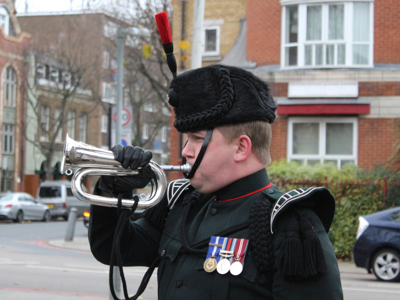 Rings from Zeebrugge Harbour added to Albert McKenzie VC memorial