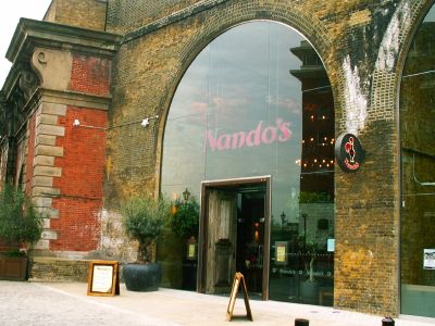 051107_nandos.jpg