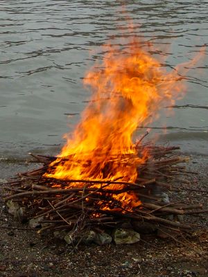 Firing on the Foreshore at Bankside Pier