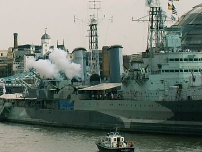 HMS  Belfast guns