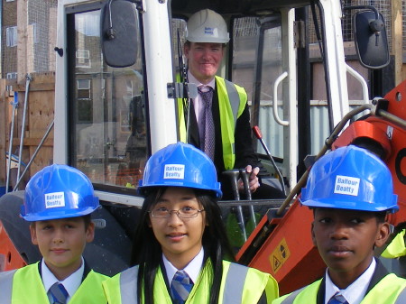 Cllr Nick Stanton with Walworth academy pupils