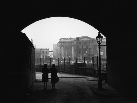 Elephant and Castle - Bert Hardy