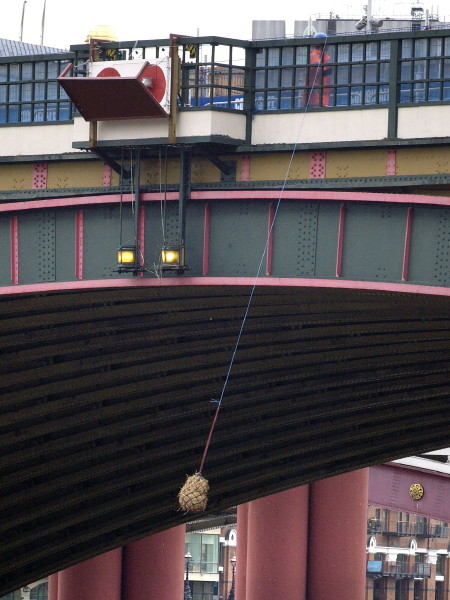 Bale of straw hung from Blackfriars Railway Bridge to mark start of major Thameslink work