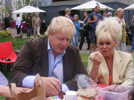 Boris Johnson and Barbara Windsor drop in on South Bank Big Lunch