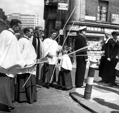 Waterloo church revives custom of ‘beating the bounds’ of parish