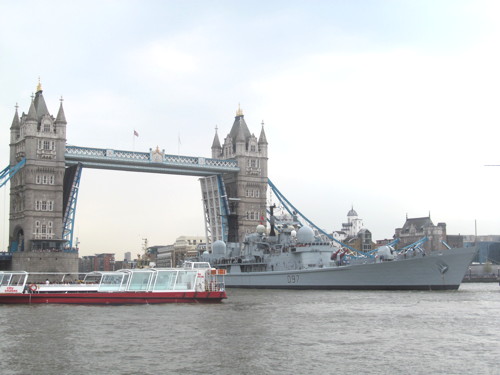 HMS Edinburgh makes final visit to London